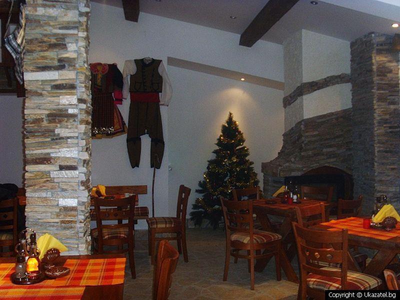 Family Hotel Veronika Dövlen Dış mekan fotoğraf