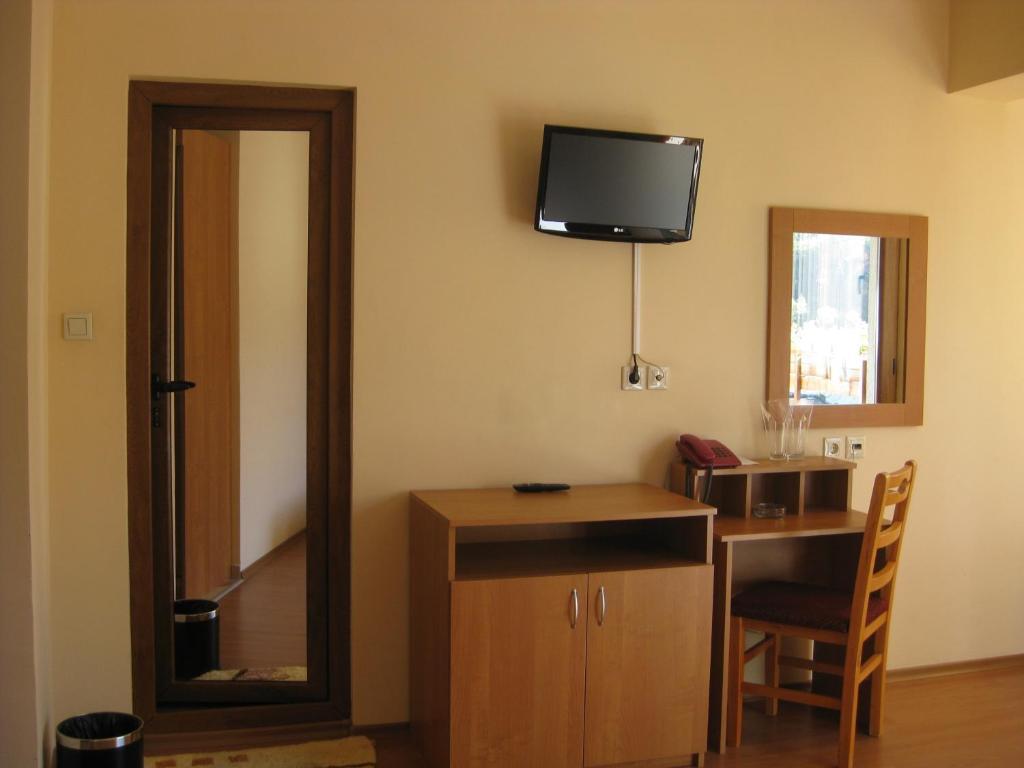Family Hotel Veronika Dövlen Oda fotoğraf