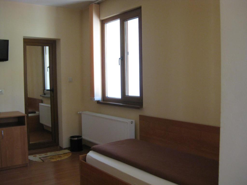 Family Hotel Veronika Dövlen Dış mekan fotoğraf