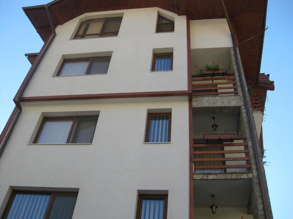 Family Hotel Veronika Dövlen Dış mekan fotoğraf