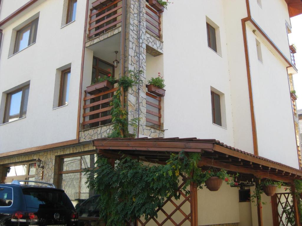 Family Hotel Veronika Dövlen Dış mekan fotoğraf