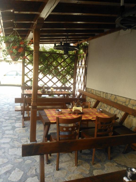 Family Hotel Veronika Dövlen Dış mekan fotoğraf