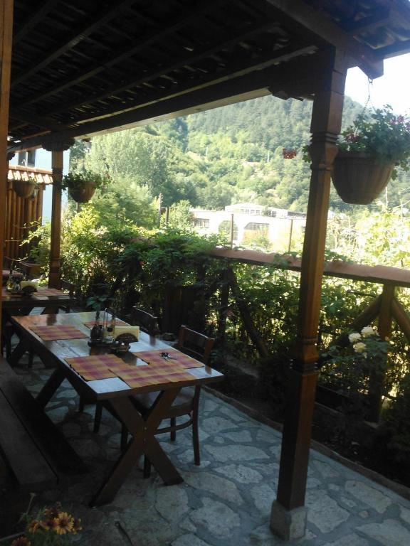 Family Hotel Veronika Dövlen Dış mekan fotoğraf